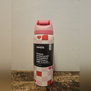 Limited Edition Owala 32 Oz Pink Checkered Heart Tumbler
